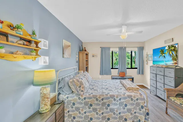 Residence photo 33