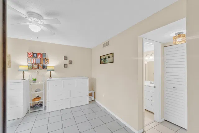Residence photo 36