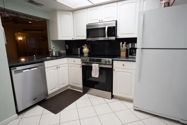Residence photo 11