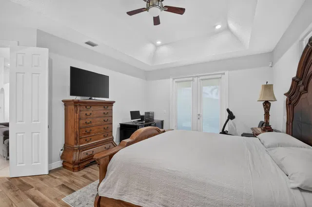 Residence photo 22