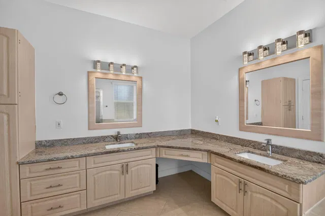 Residence photo 27