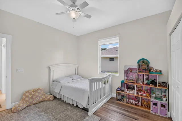 Residence photo 36