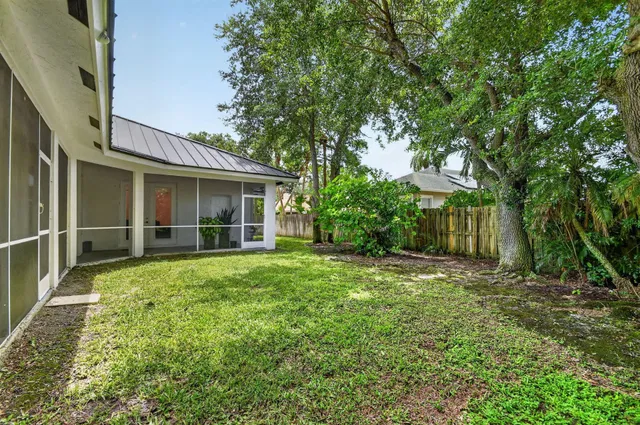 Residence photo 54