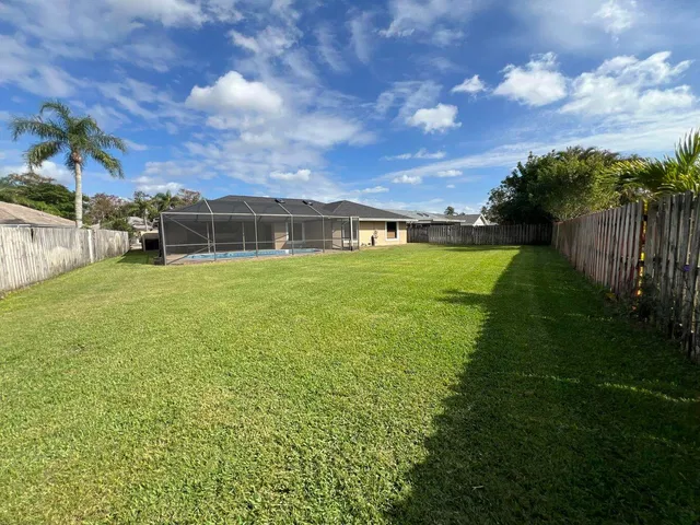Residence photo 21