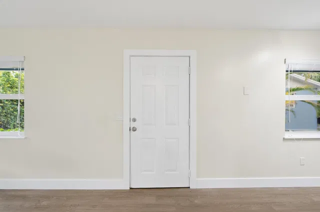 Residence photo 8