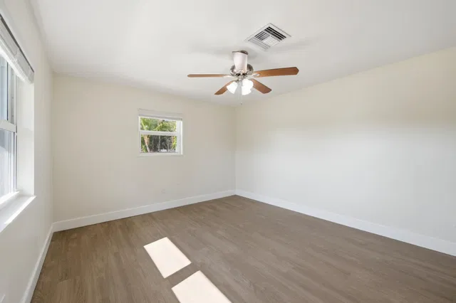 Residence photo 9