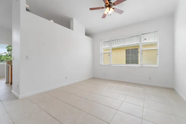 Residence photo 13