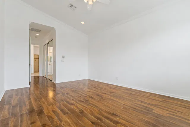 Residence photo 22