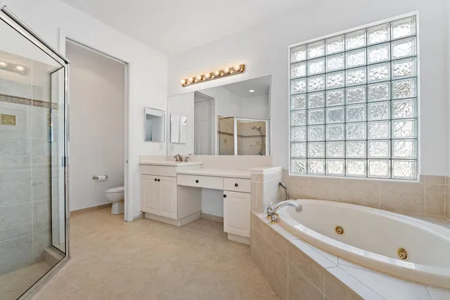 Residence photo 26