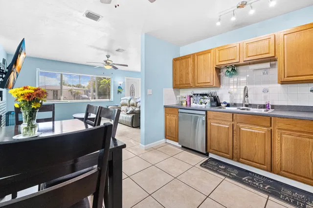 Residence photo 9