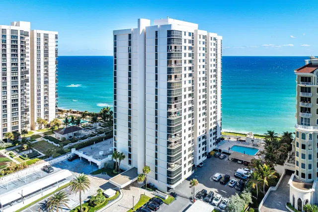 Eastpointe Singer Island Unit 19D photo 2
