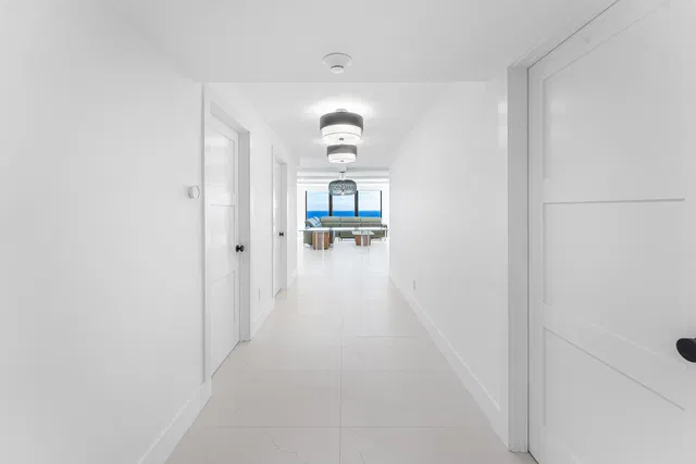 Eastpointe Singer Island Unit 19D photo 4