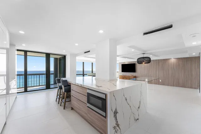 Eastpointe Singer Island Unit 19D photo 8