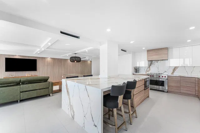 Eastpointe Singer Island Unit 19D photo 10