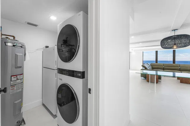Eastpointe Singer Island Unit 19D photo 12