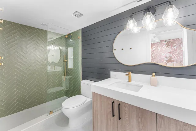 Eastpointe Singer Island Unit 19D photo 15