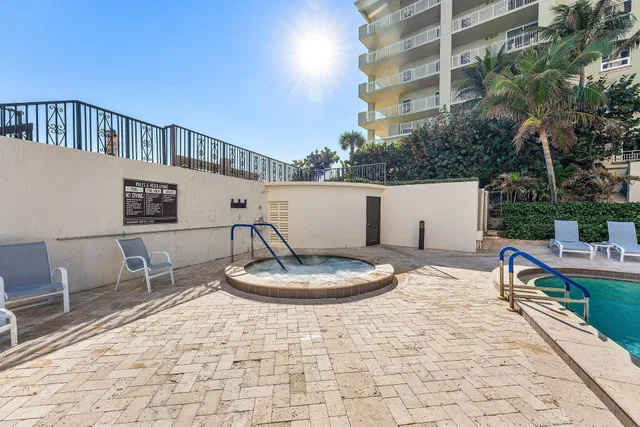 Eastpointe Singer Island Unit 19D photo 27