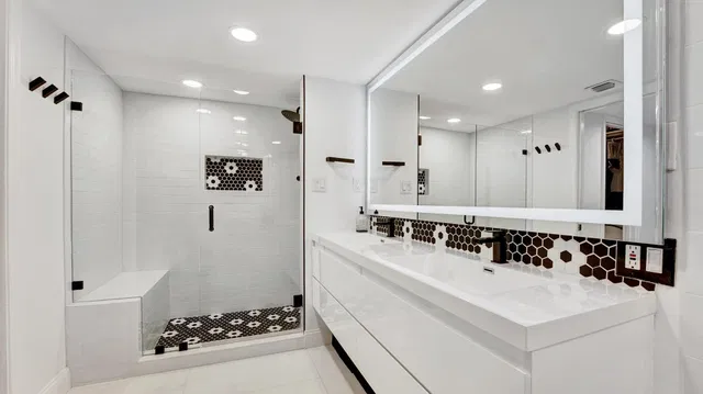 Eastpointe Singer Island Unit 6C photo 16