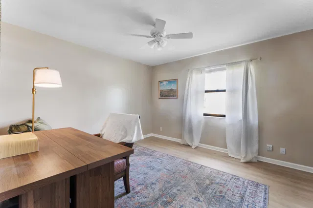 Residence photo 11