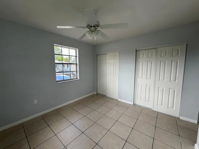 Residence photo 3