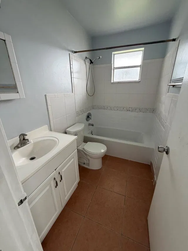 Residence photo 4