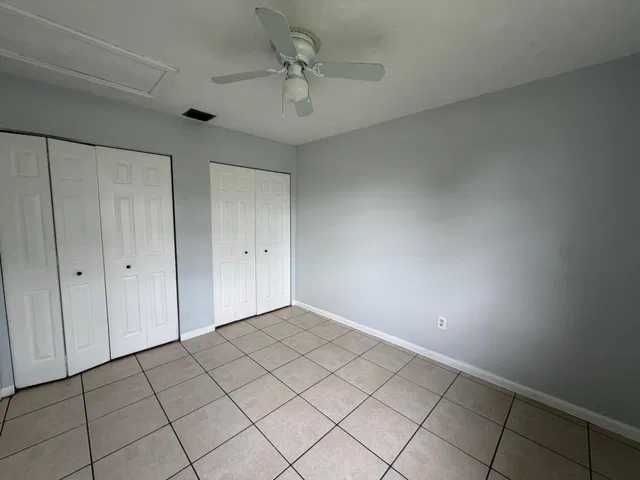 Residence photo 5