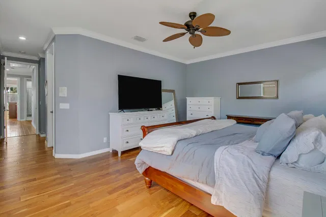 Residence photo 24