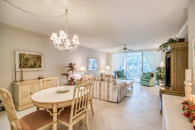 Singer Island Unit 11 photo 8