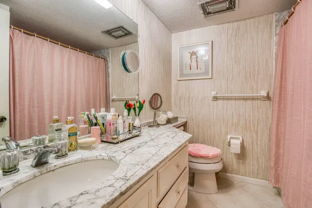 Singer Island Unit 11 photo 13