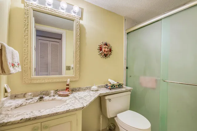 Singer Island Unit 11 photo 15