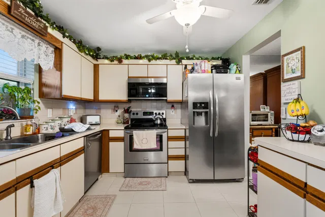  Residence photo 14