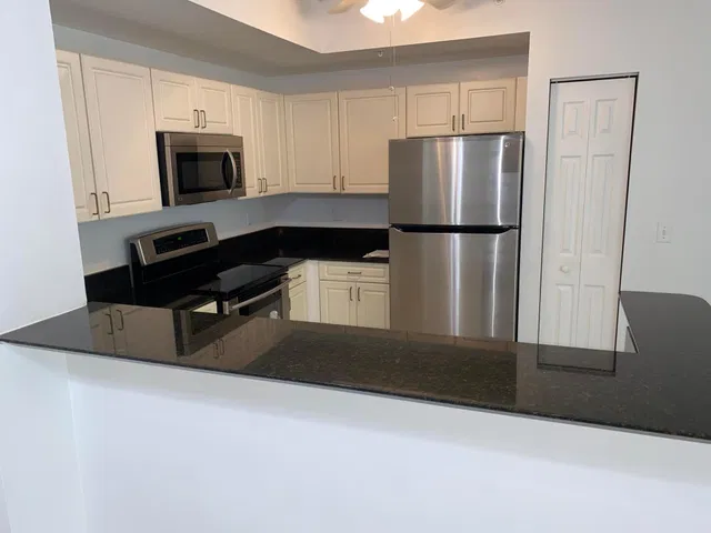 Courtyards in Cityplace Unit 408 photo 4