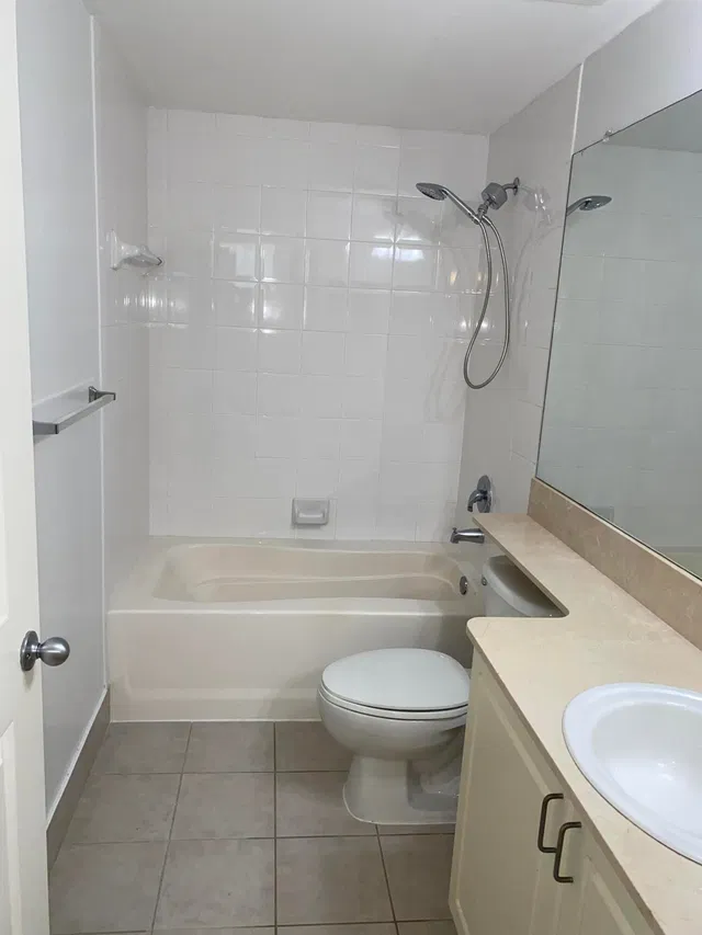 Courtyards in Cityplace Unit 408 photo 9