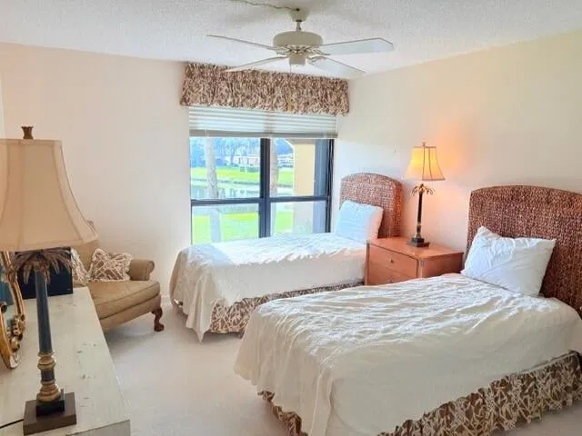 Unit 216 photo 10
