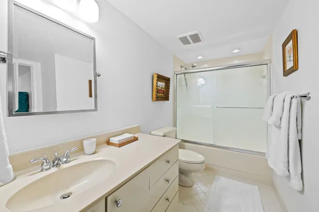 3420 S Ocean Unit 3P photo 20
