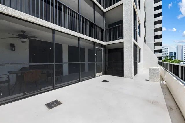 3420 S Ocean Unit 3P photo 22