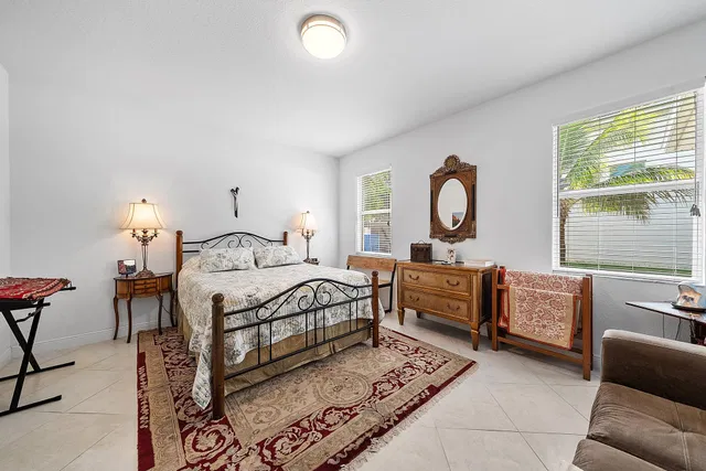 Residence photo 15