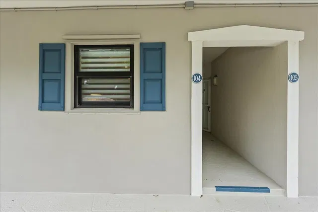Unit A104 photo 3