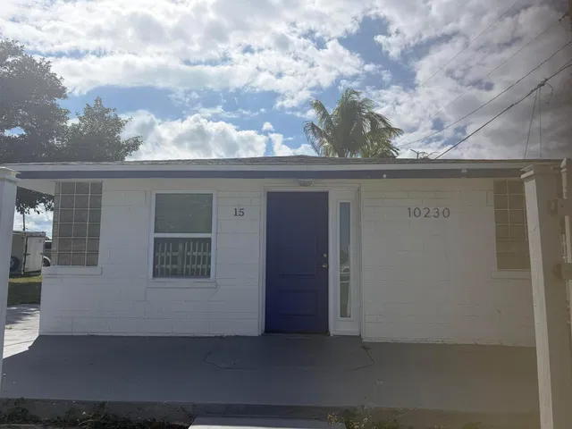 Unit 15 photo 2