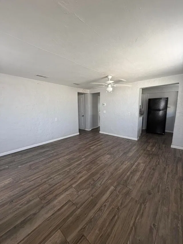 Unit 15 photo 5
