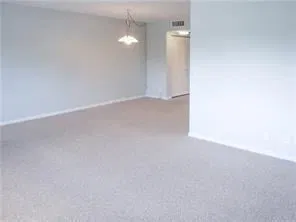 Unit 2055 photo 9