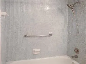 Unit 2055 photo 14