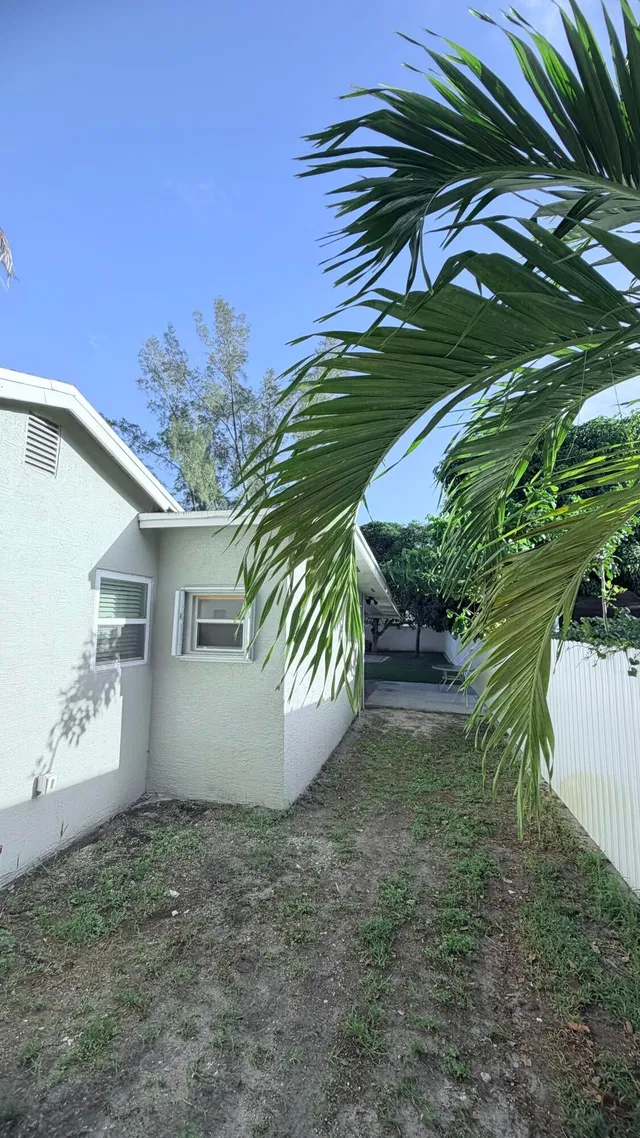 Residence photo 6