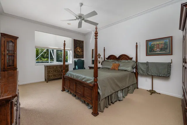 Residence photo 8