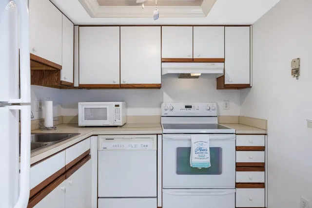 Unit 127-3 photo 8