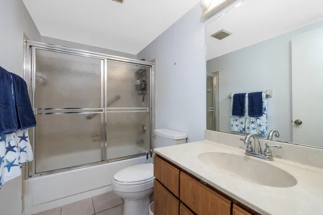 Unit 127-3 photo 10