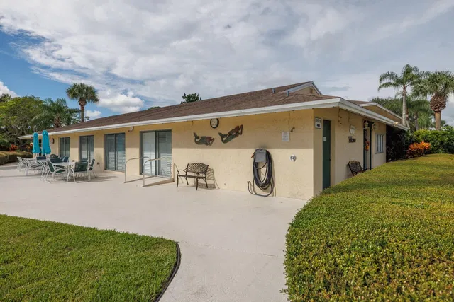 Unit 127-3 photo 20
