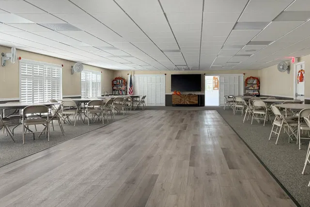 Unit 127-3 photo 22