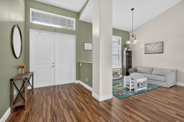 Residence photo 20