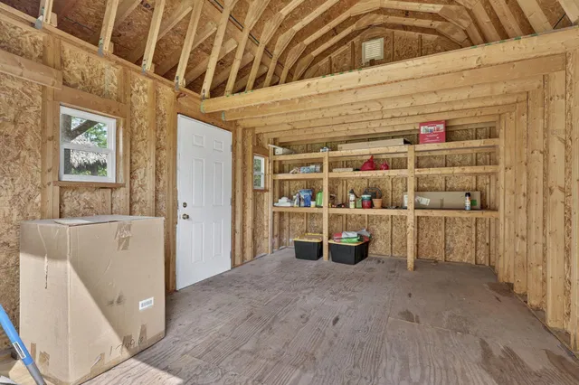 Residence photo 48